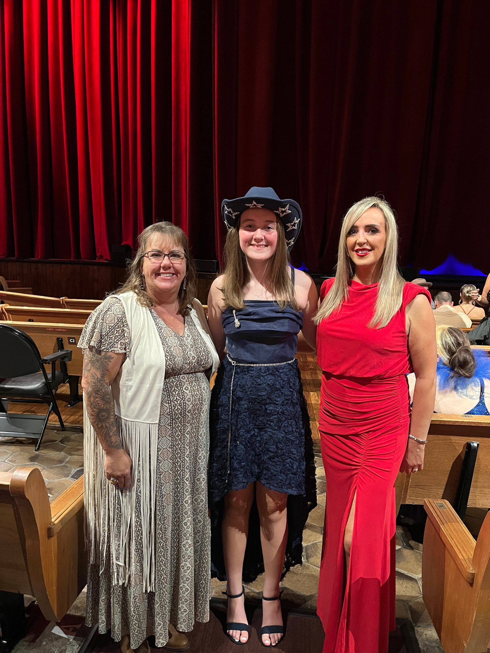 Chastity with Irish country artist Amber Campbell and her mom at the 2026 Josie Awards